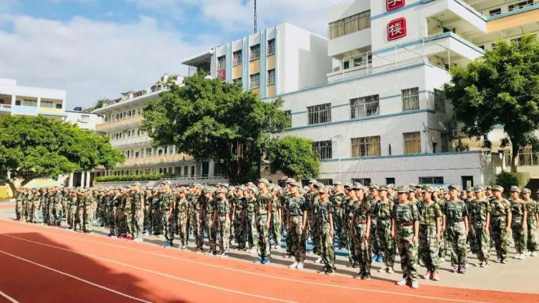 東联·书生联盟校——柳州市第二十五中学2018年度军事教育训练特辑